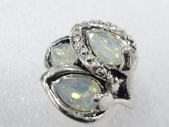 Japanese Kimono / Antique Accessories Metal